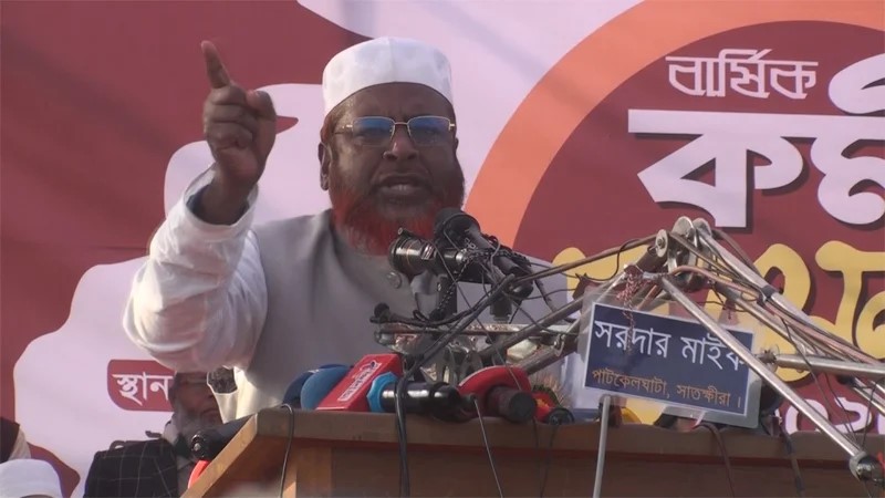 জামায়াতের ওপর হাত দেওয়ার সাত দিনেই আল্লাহ তাকে নিষিদ্ধ করেন